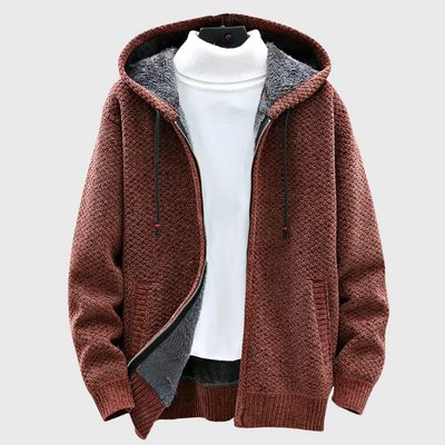 Strikket hettegenser med hette