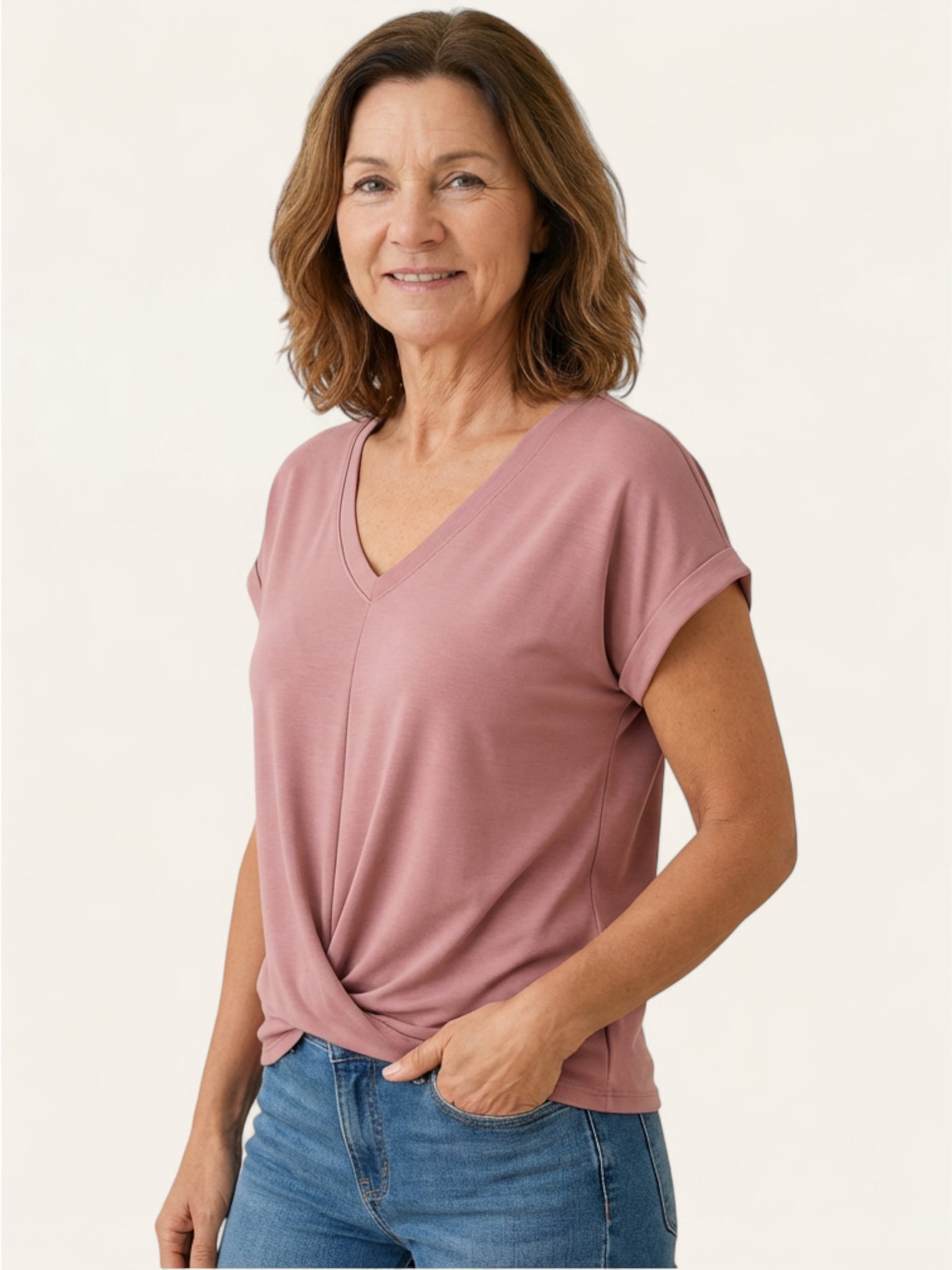 Milana | Avslappet T-skjorte med V-hals